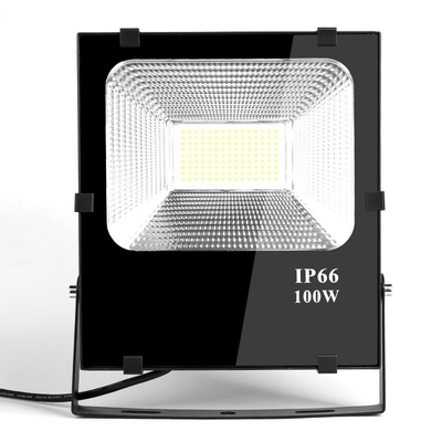 আউটডোর ড্রাইভারবিহীন LED ফ্লাডলাইট 100W 150W 200W 4KVA ডিওবি সার্জ সুরক্ষা