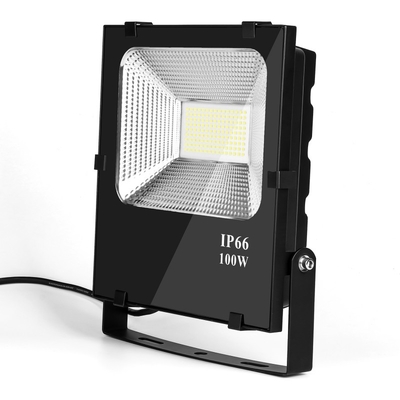আউটডোর ড্রাইভারবিহীন LED ফ্লাডলাইট 100W 150W 200W 4KVA ডিওবি সার্জ সুরক্ষা