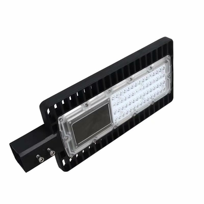 3030 লেডস 20 ওয়াট জলরোধী LED স্ট্রিট লাইট 100LM / ডাব্লু এসি 85-265V 50-60Hz দীর্ঘ জীবনকাল